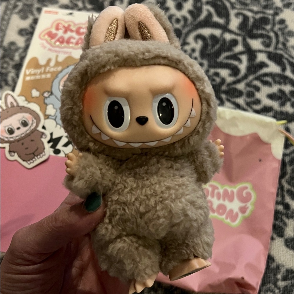 Exciting Macaron Toffee Labubu